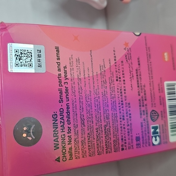 Pop Mart Powerpuff Girls Crybaby Figurine -The MAYOR - Picture 5 of 6